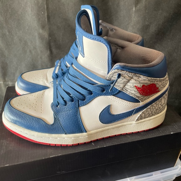 Air Jordan 1 Mid True Blue (men’s Size 9.5) - Picture 2 of 5